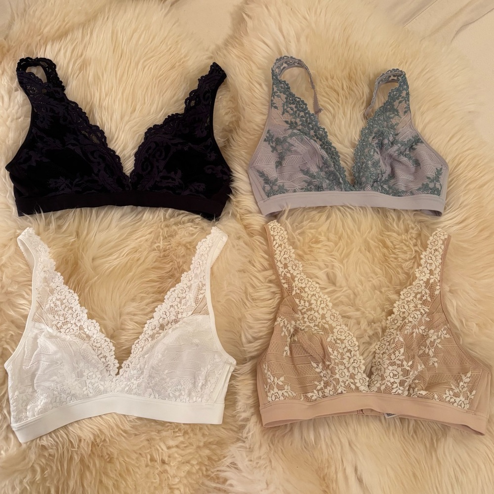 Wacoal Embrace Lace Bralette Set - Navy, White, Nude, Blue Bust Size 36/ Medium